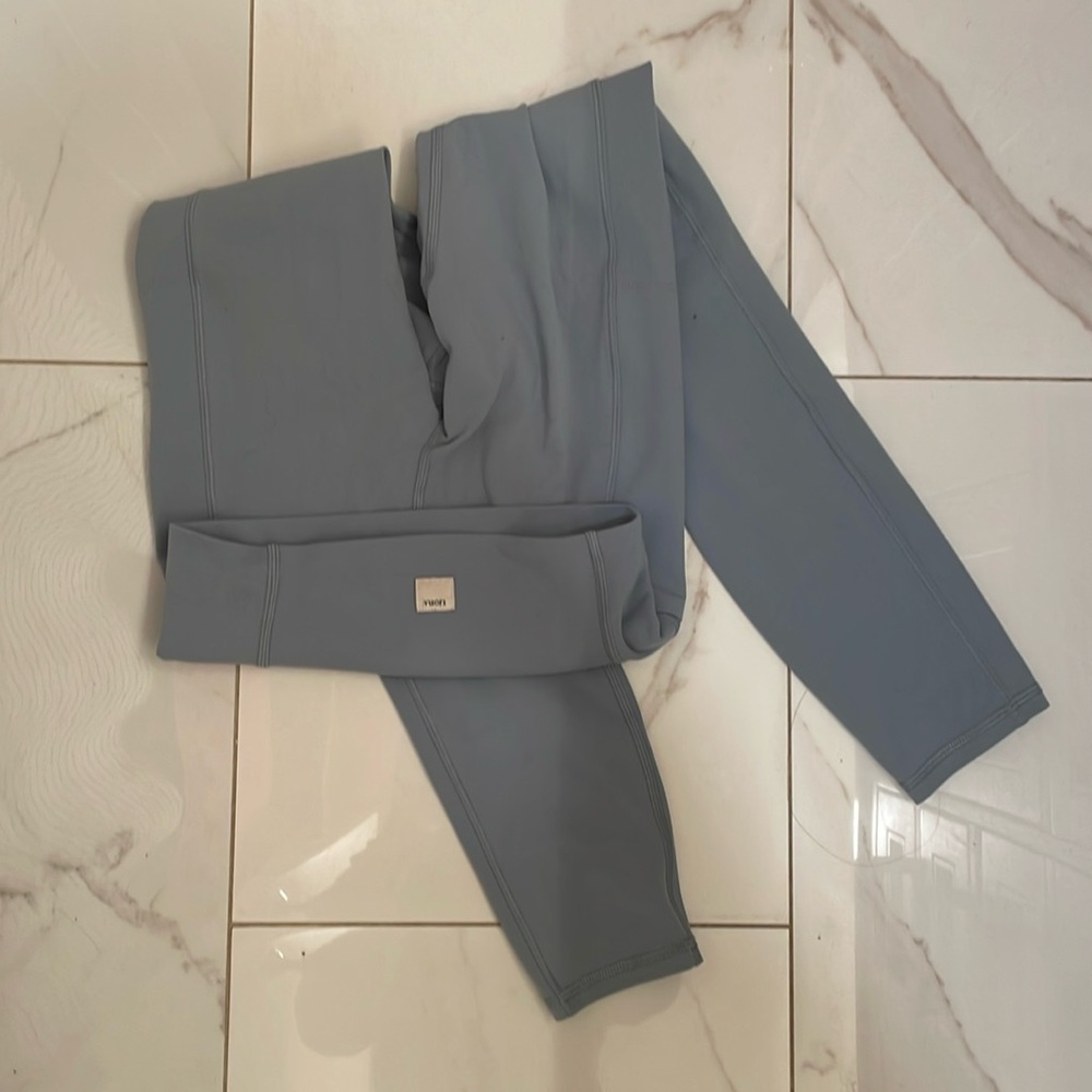 NWOT Vuori Leggings